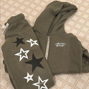 Californian vintage Olive Green Star Joggers and hoodie.